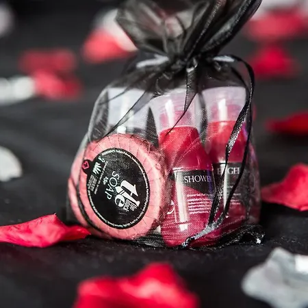 Glamour & * Дижон