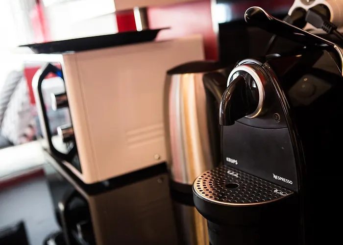 Apartment Glamour & *